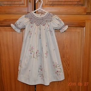 Smocked baby girl dress chi